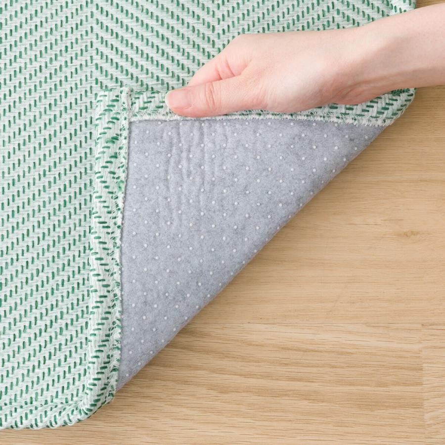 ニトリ（NITORI） ウレタン入りジャガード織りラグ（ヘリンボン