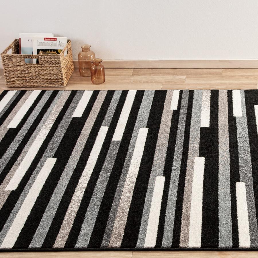 ニトリ（NITORI） アクセントラグ(ネロ 140x200) 柄物 カーペット 江戸