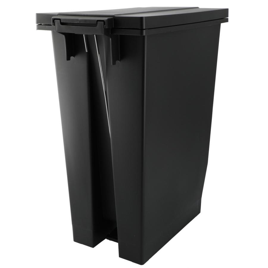 ニトリ（NITORI） においを閉じ込める防臭ペダルペール(45L ブラック