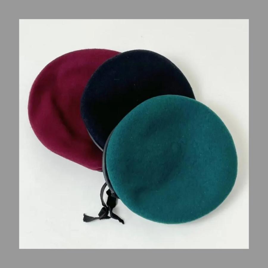 ベレー帽 3色よりご選択　 帽子 ブラック ウール フランス軍 デッドストック 頭回り表記60cm 実寸約58cm アーミー 軍物ヴィンテージ |  | 01