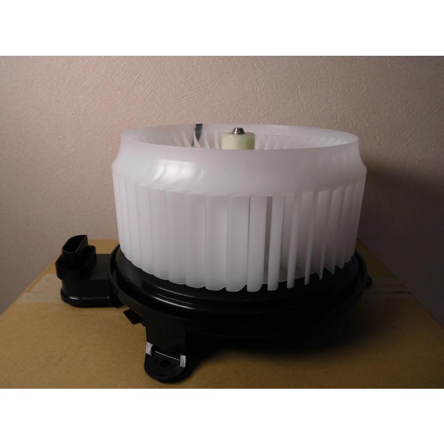 レクサス CT200H ZWA10 ブロアモーター 2013/12〜2017/06搭載 ヒーター
