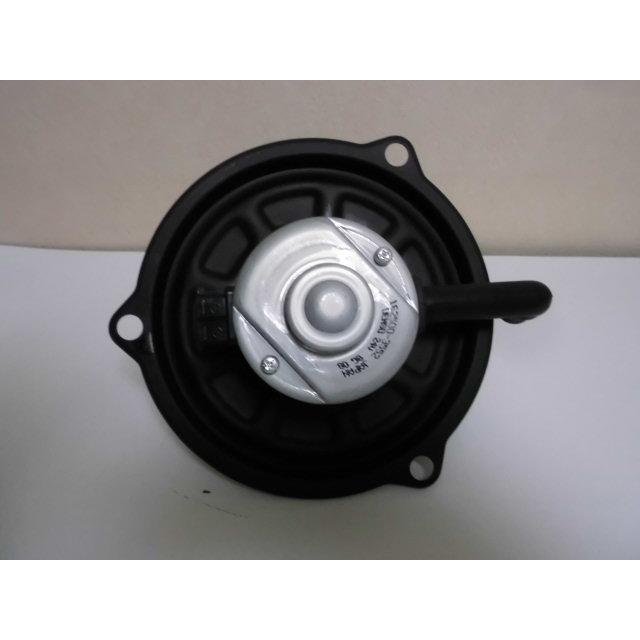 純正新品 ランクル70 ブロアモーターファン付き HZJ70 BJ70