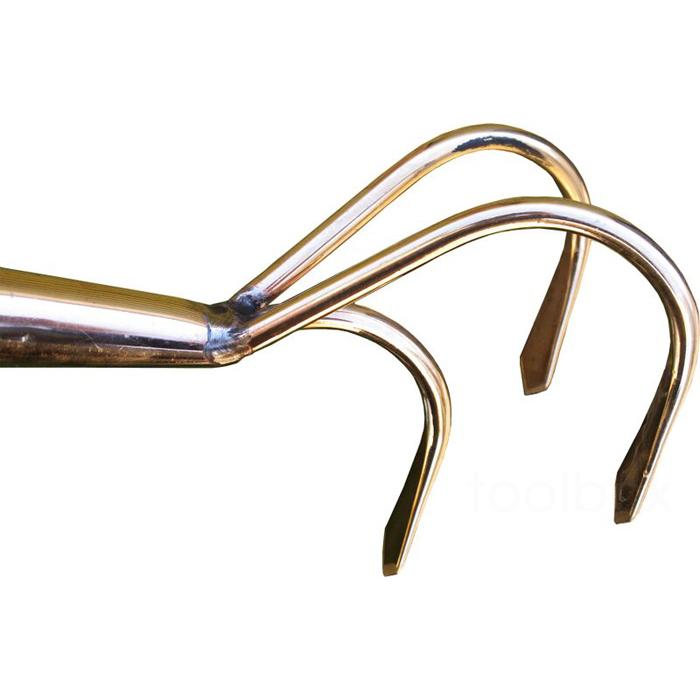 オーストリア直輸入【銅製ガーデニングツール くわ Taurus PKS BRONZE