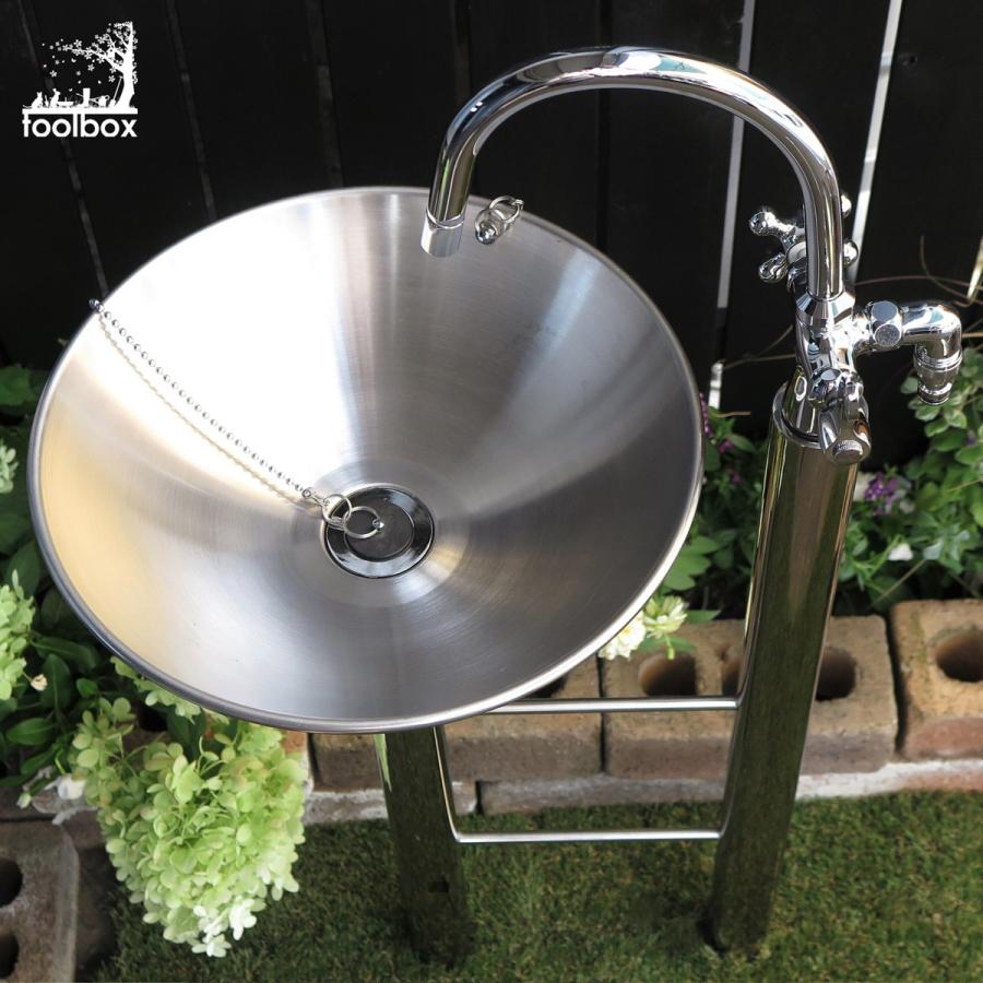 早割クーポン シンク一体型水栓柱 335g クラウン 2 ガーデンパン ガーデン立水栓 水栓柱 水遊び 水やり 手洗い ガーデニング 洗車 日本製 高品質 特別価格 Www Skylanceronline Com