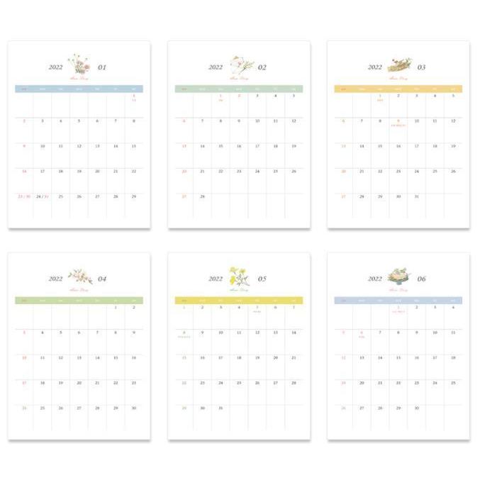 360円 本店 22 赤毛のアン デスクカレンダー 卓上用 A5サイズ イラスト キム ミンジ 韓国版 休日は韓国の祝日です Sky