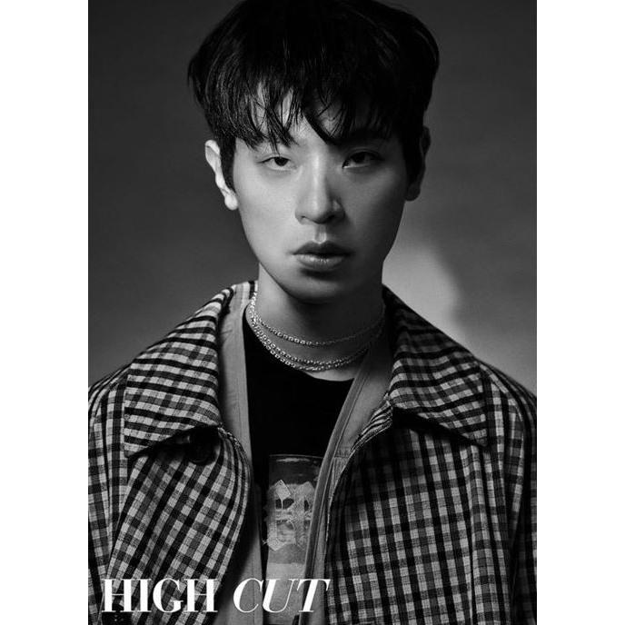 韓国芸能雑誌 HIGH CUT（ハイカット） 236号 (イ・ジョンジェ＆パク