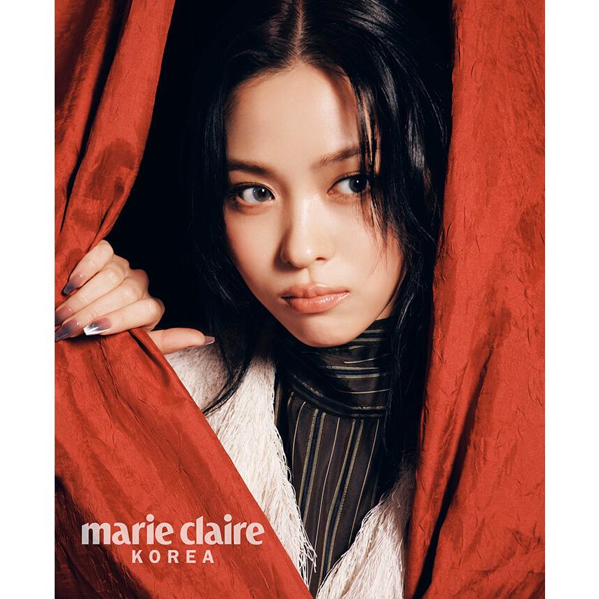ポスター付録] 韓国 雑誌 marie claire (マリ・クレール) 2025年 12月
