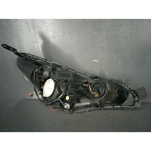 レガシィ DBA-BM9 左ヘッドランプASSY B4 2.5GT 4WD/パトカー 37J コイト 100-20062 84001AJ430の画像