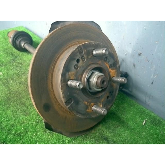 デイズ DBA-B21W 左FナックルハブASSY X CLN(A31)   40011-6A00Cの画像