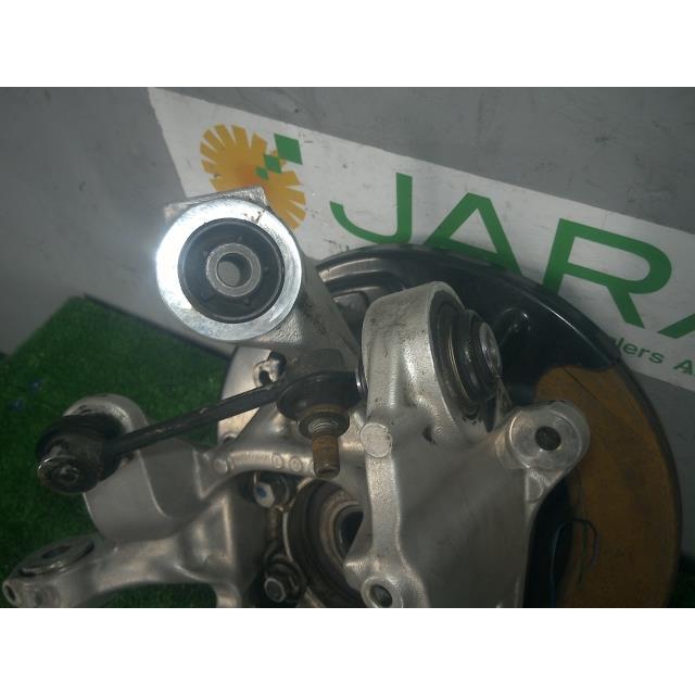 インプレッサ DBA-GK7 左RナックルハブASSY G4 2.0I-S アイサイト 4WD P8Y   28411-FN090の画像
