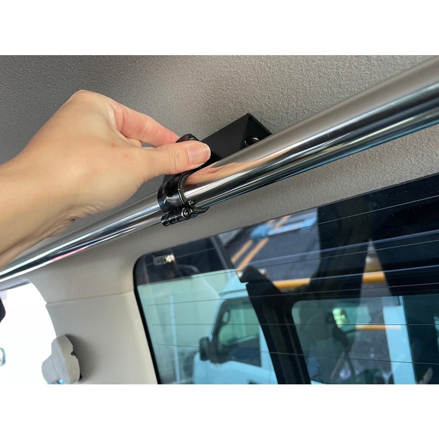 日産（NISSAN） NAMINORIKOZOU NV350 キャラバン GX サイドバー左右2本