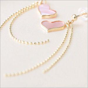 （お届け予定、約1ヶ月後）ピアス ピンクシェル・ゴールドチェーン付 美しい契り（受注生産）