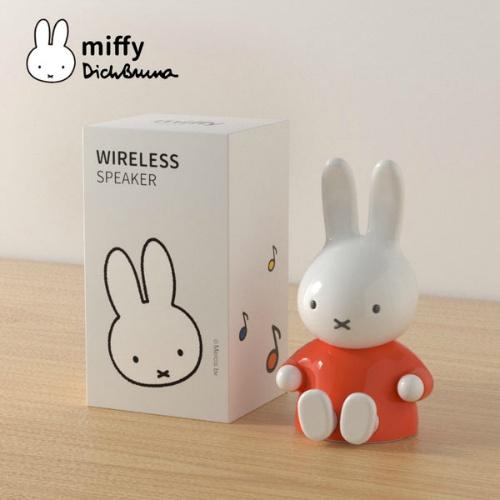 Miffy（ミッフィー） [MIPOW] 抱っこスマホスタンド フィギュア