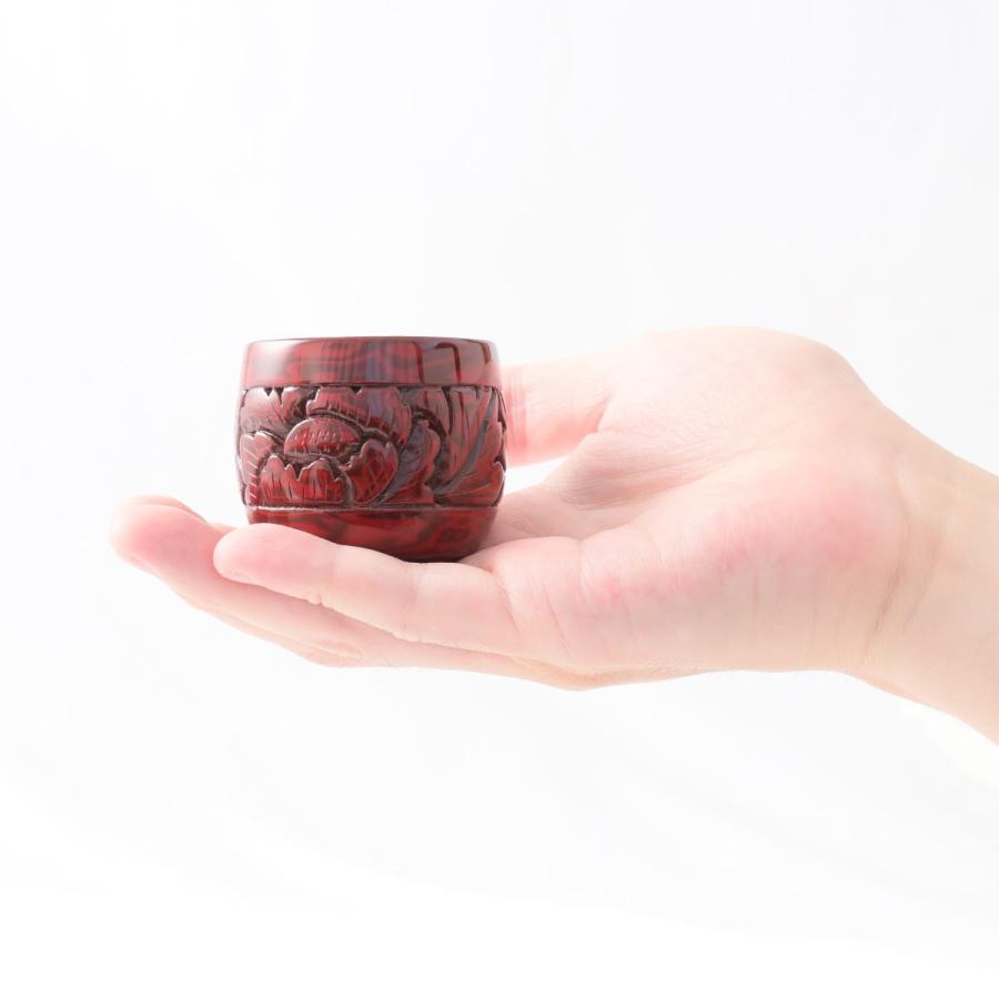 藤井漆工 村上堆朱 ぐい呑 牡丹唐草 研出塗｜酒器 漆器 おちょこ お
