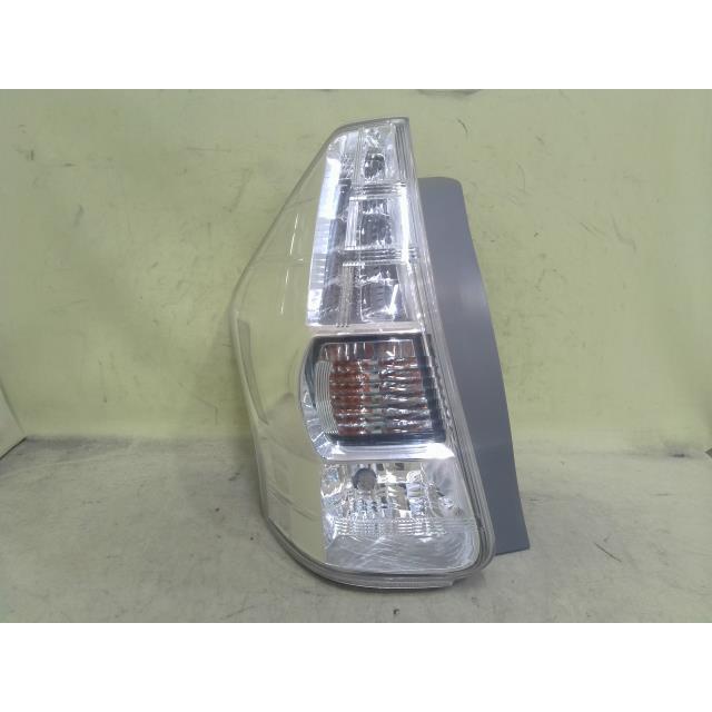 中古 プリウスα DAA-ZVW41W 左テールランプ 2ZR-FXE 070 47-47 中古 プリウスα DAA-ZVW41W 左テールランプ 2ZR-FXE 070 47-47
