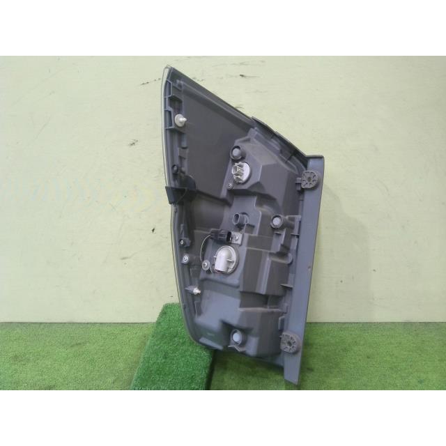 DBA-RK1,RK2 ホンダ ステップワゴン 純正 左右テールライト ステップワゴン DBA-RK1 リア テールランプ 左 助手席側 配線