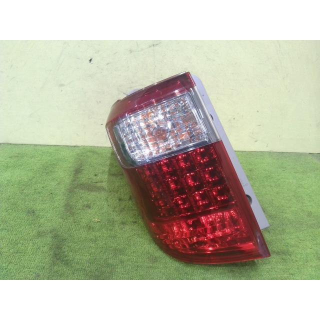 アルファード DBA-ANH20W 左リヤ純正テール アルファード DBA-ANH20W 左リヤ純正テール アルファード DBA-ANH20W