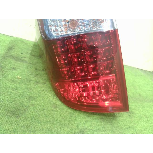 アルファード DBA-ANH20W 左リヤ純正テール