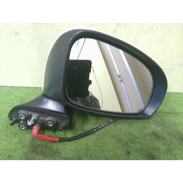 プリウスα DAA-ZVW41W 右サイドミラー 2ZR-FXE 070 87910-47270 中古 