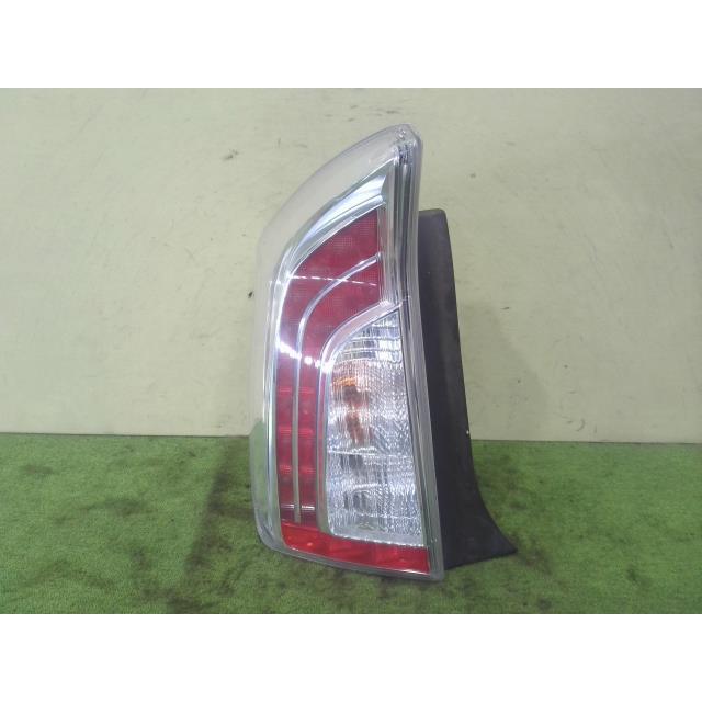 プリウス DAA-ZVW30 左テールランプ 2ZR-FXE 070 47-55 81560-47170