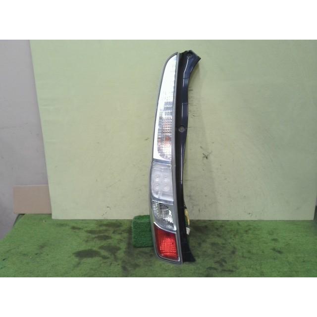 ダイハツ　ムーブLA110Sテール ムーヴ DBA-LA110S 左テールランプ KF-DET W24 D098 81560-B2380 中古
