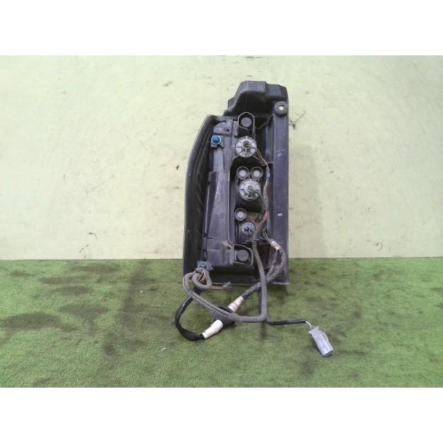 タント DBA-LA610S 右テールランプ KF-VET X07 20516 81550-B2690 中古の画像