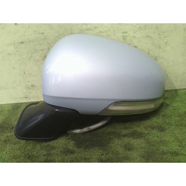 プリウス DAA-ZVW30 左サイドミラー 2ZR-FXE 8V0 87940-47150 中古 