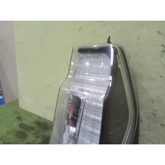 タント DBA-LA600S 右テールランプ KF-VET X07 20516 81550-B2690 中古の画像