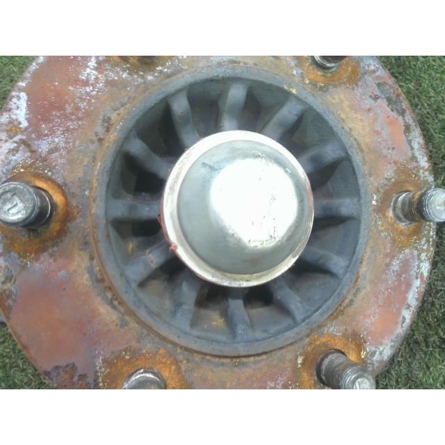 エルフ 2RG-NPR88AN 左FナックルハブASSY 4JZ1T   ローター:8ー98248-896-1 中古の画像