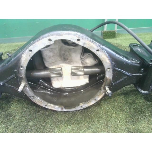 エルフ KC-NKR71ER Rホーシングケース 4HG1 729  8-97032-772-1 中古の画像