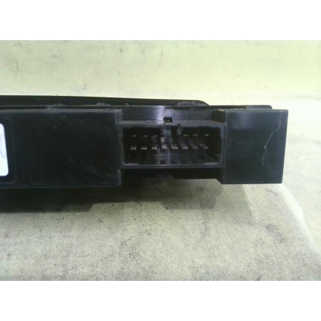 新品未使用品　三菱　キャンター　パワーウィンドウ　MK645321 新品未使用品 三菱 キャンター パワーウィンドウ MK645321