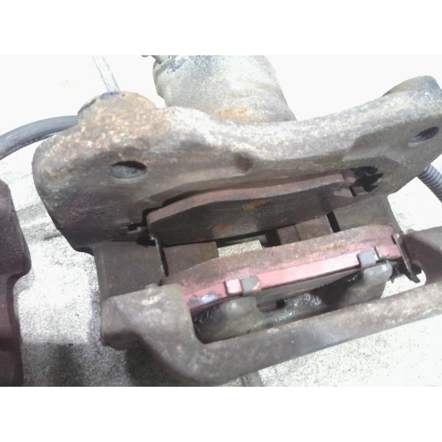 キャンター PA-FE70BB 右Fキャリパー 4M42T   MK501405 中古 個人宅発送不可の画像