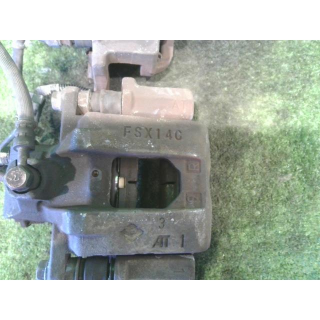 キャンター KK-FE72EE 右Fキャリパー 4M51   MK356355 中古 個人宅発送不可の画像