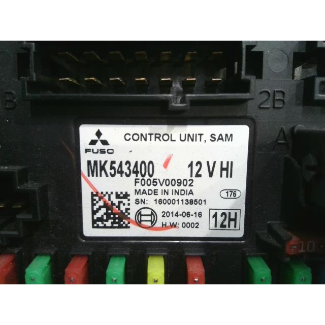 中古 キャンター TPG-FDA00 SAMコントロールユニット 4P10T 中古 キャンター TPG-FDA00 SAMコントロールユニット 4P10T