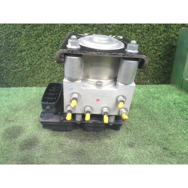 中古 キャンター PA-FE82DC ABSアクチュエーター 4M50T MK529429 中古 キャンター PA-FE82DC ABSアクチュエーター 4M50T MK529429