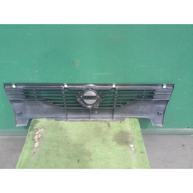 アトラス SDG-SZ5F24 ラジエータグリル ZD30T 531 62320-MA000 中古