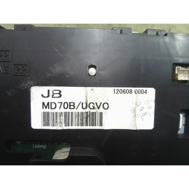 アトラス SKG-TZ2F24 スピードメーター ZD30T 24820-MD72B 中古 : シマ