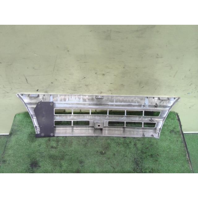 アトラス KK-AKS71GAV ラジエータグリル 4HG1 729 8-97892-078-2 中古