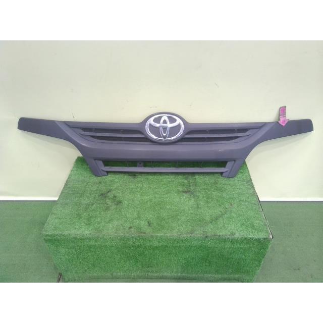 部品2 ダイナ TKG-XZU645 ラジエータグリル N04C-UN 058 53111-37891 中古