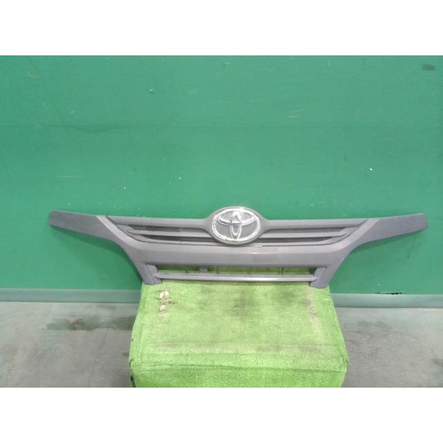 部品2 デュトロ TKG-XZU695M ラジエータグリル N04CT 058 53111-37891 中古