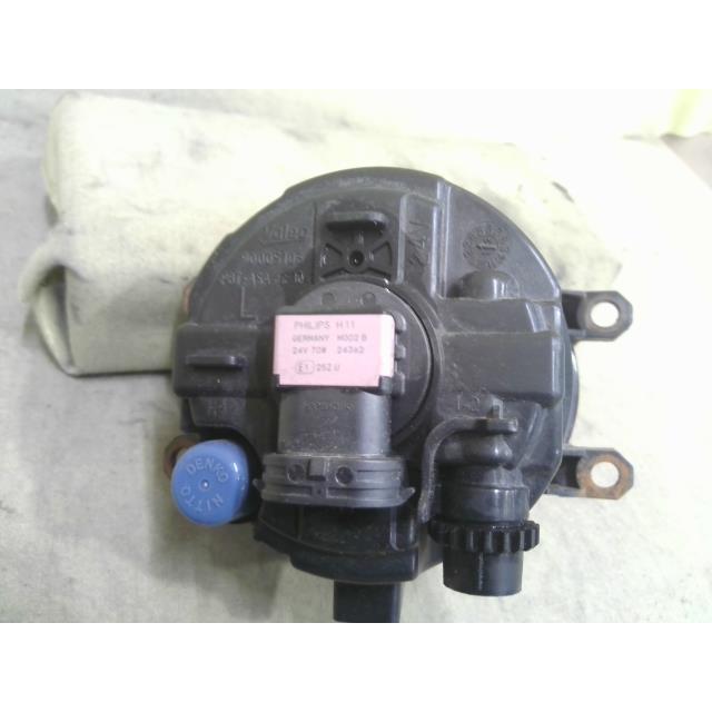 中古 デュトロ TKG-XZU695M 左フォグランプ N04CT 058 81220 中古 デュトロ TKG-XZU695M 左フォグランプ N04CT 058 81220