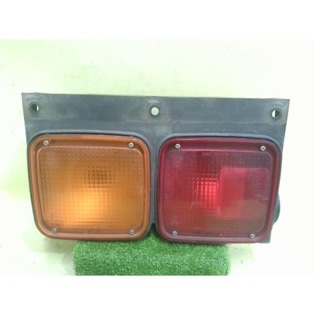 フォワード ADG-FRR90K3S 右テールランプ 4HK1T 6F 220-21853 1
