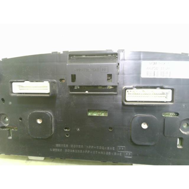 フォワード SKG-FRR90S1 スピードメーター 4HK1 MZZ6N 729 8 フォワード SKG-FRR90S1 スピードメーター 4HK1 MZZ6N 729 8