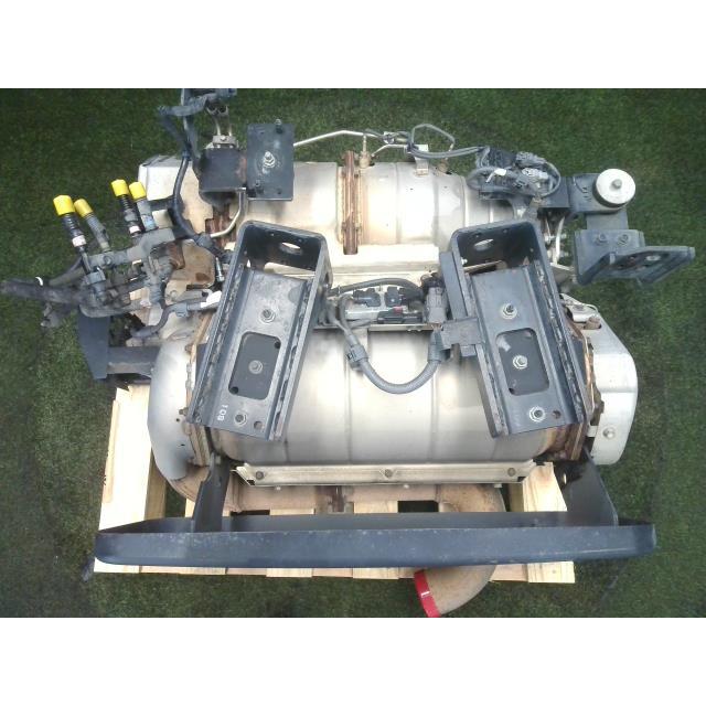 中古 フォワード 2RG-FRR90T2 リアマフラー 4HK1T 729 中古 フォワード 2RG-FRR90T2 リアマフラー 4HK1T 729