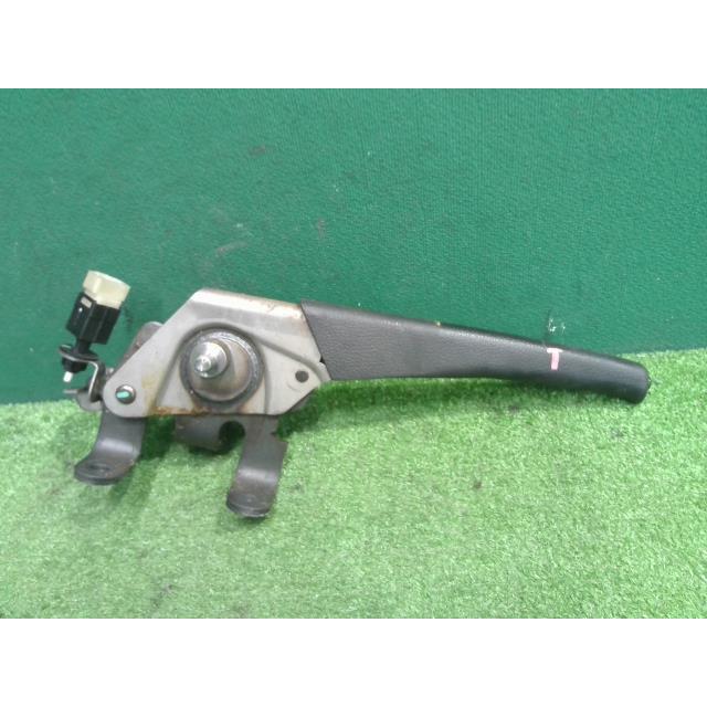 サイドブレーキレバー レンジャー KK-FC5JKEA J07CT 46210-3110 中古