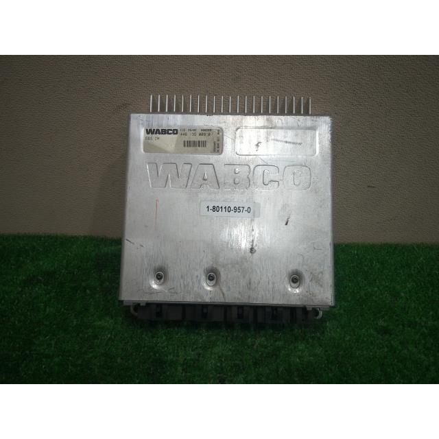 中古 いすゞ大型車 KL-EXR74D3 EBSコントロールユニット 8TD1 1 中古 いすゞ大型車 KL-EXR74D3 EBSコントロールユニット 8TD1 1