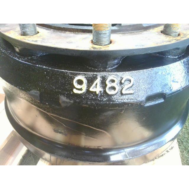 いすゞ大型車 LKG-CXY77AJ 左FハブドラASSY 6UZ1T   ハブ:8-98132-507-2 中古 個人宅発送不可の画像