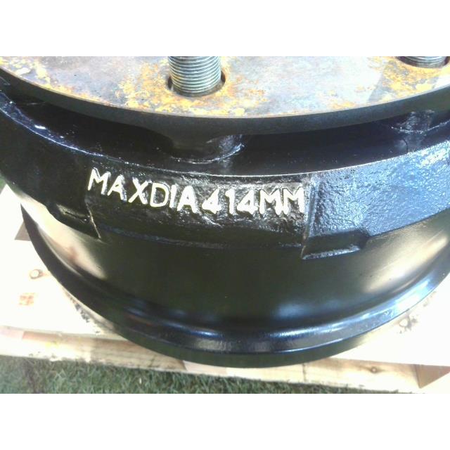 いすゞ大型車 LKG-CXY77AJ 左FハブドラASSY 6UZ1T   ハブ:8-98132-507-2 中古 個人宅発送不可の画像