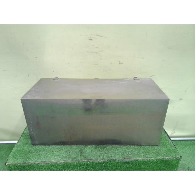 中古 いすゞ大型車 PDG-CYM77P8 工具箱,サイズ:縦約32cm 6UZ1T 中古 いすゞ大型車 PDG-CYM77P8 工具箱,サイズ:縦約32cm 6UZ1T