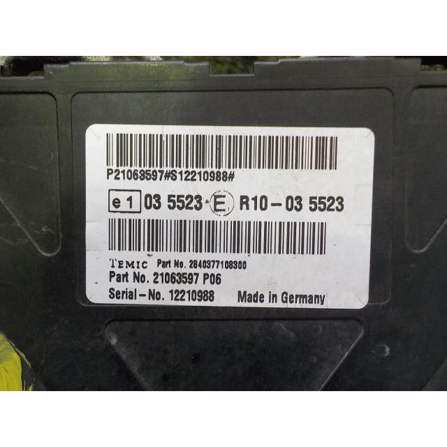 UDトラクター QKG-GK5XAB アドブルモジュールコントロール GH11T UDトラクター QKG-GK5XAB アドブルモジュールコントロール GH11T